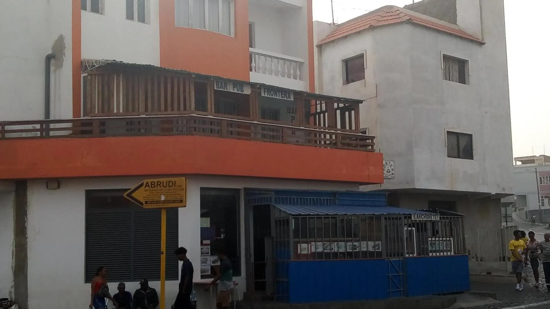 Bar Residencial Frontera Apartment Mindelo